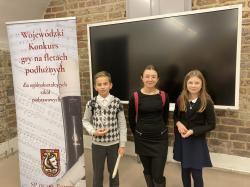 Uczniowie biorący udział w finale Wojewódzkiego Konkursu gry na flecie podłużnym